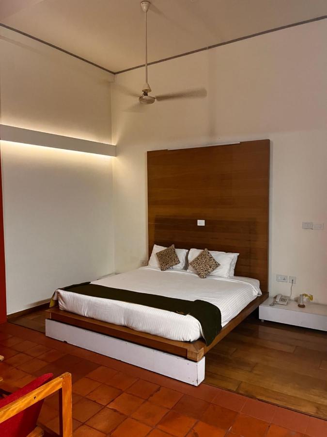 Presidency Artotel, Kochi Eksteriør billede