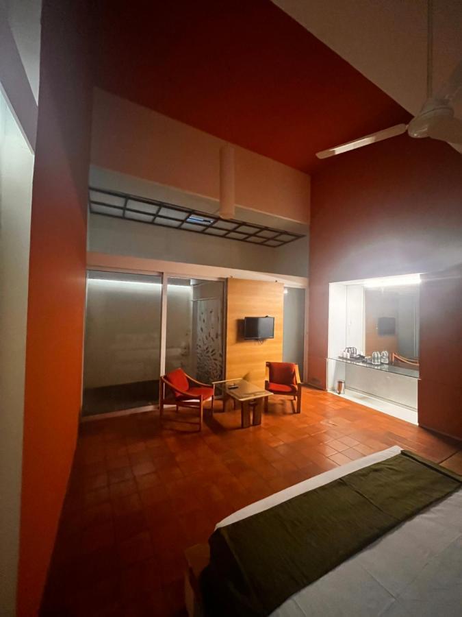 Presidency Artotel, Kochi Eksteriør billede