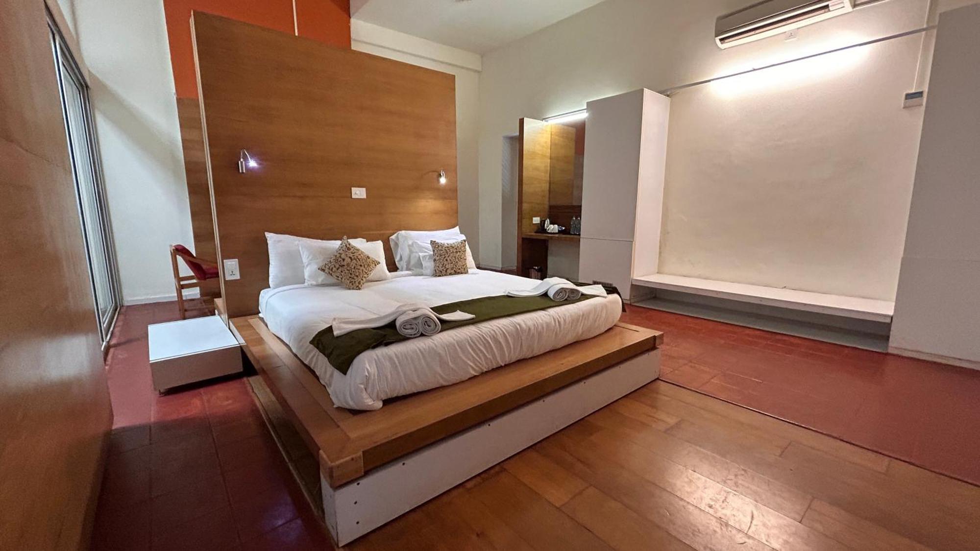 Presidency Artotel, Kochi Eksteriør billede